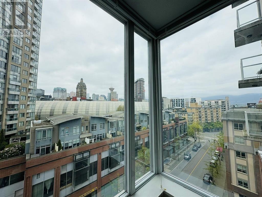 903 550 Taylor Street, Vancouver, British Columbia  V6B 1R1 - Photo 13 - R3009732
