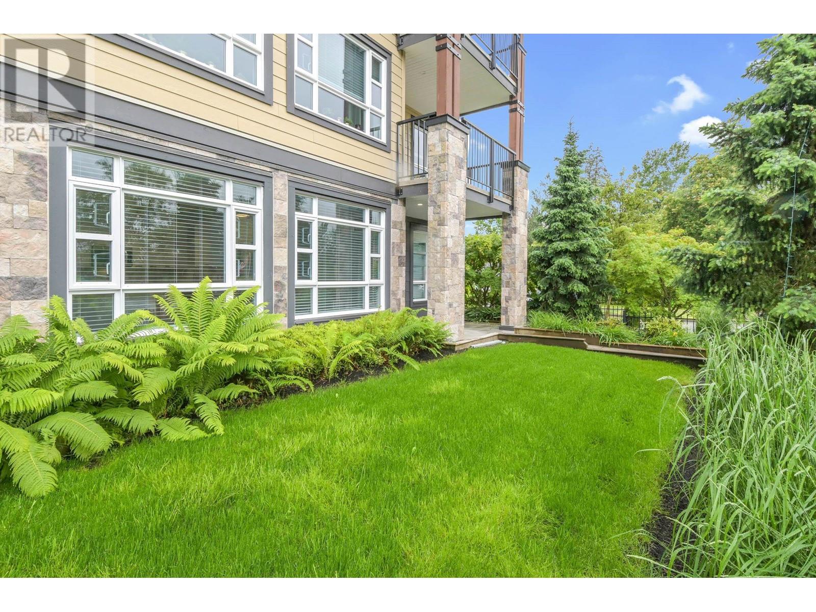 113 22562 121 Avenue, Maple Ridge, British Columbia  V2X 3Y8 - Photo 2 - R3009736
