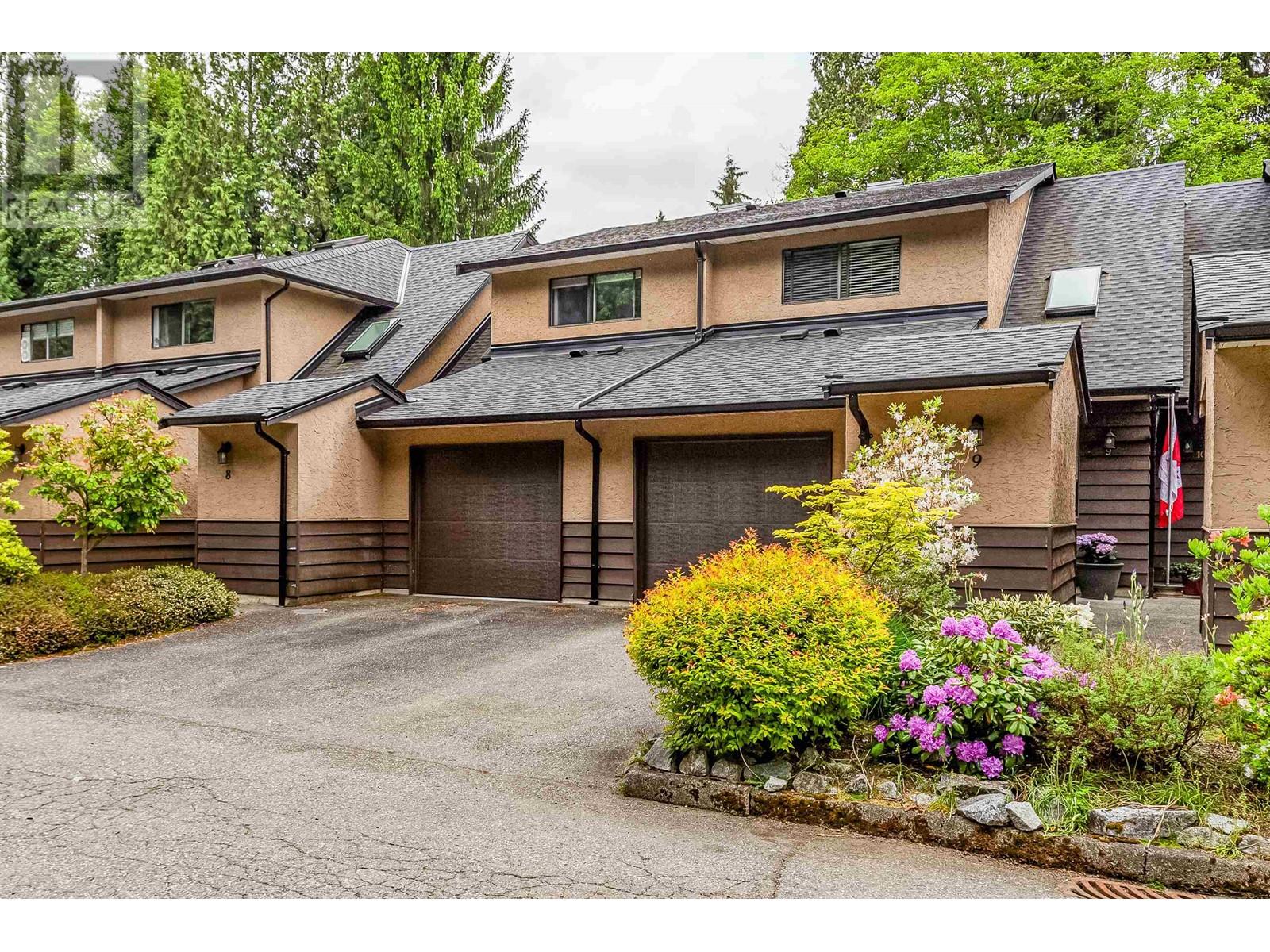 9 12227 Skillen Street, Maple Ridge, British Columbia  V2X 4X4 - Photo 1 - R3009761