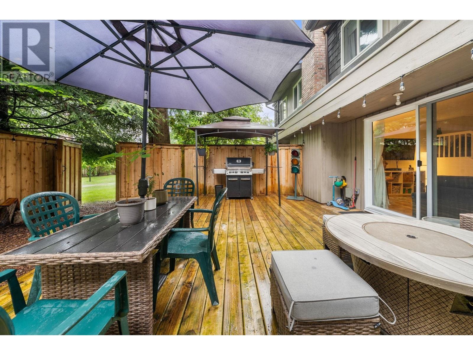 2393 Mountain Highway, North Vancouver, British Columbia  V7J 2N2 - Photo 1 - R3009765