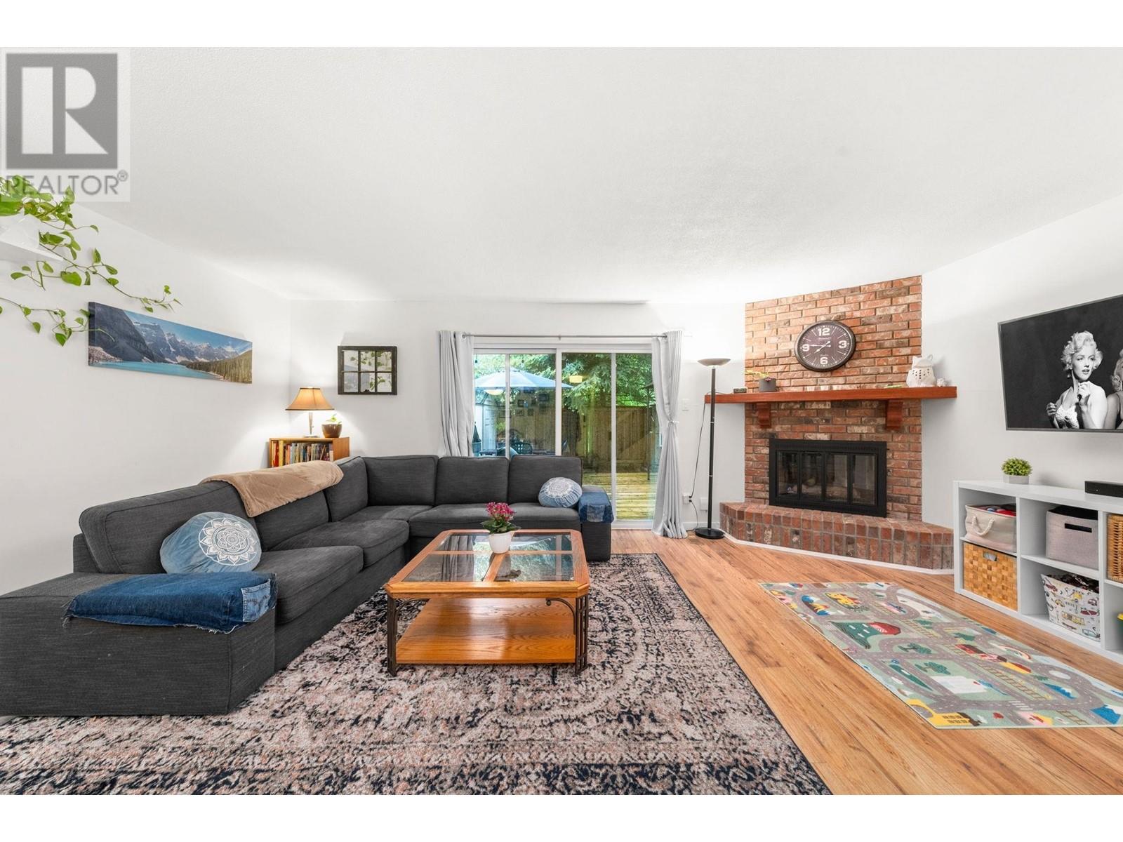 2393 Mountain Highway, North Vancouver, British Columbia  V7J 2N2 - Photo 2 - R3009765