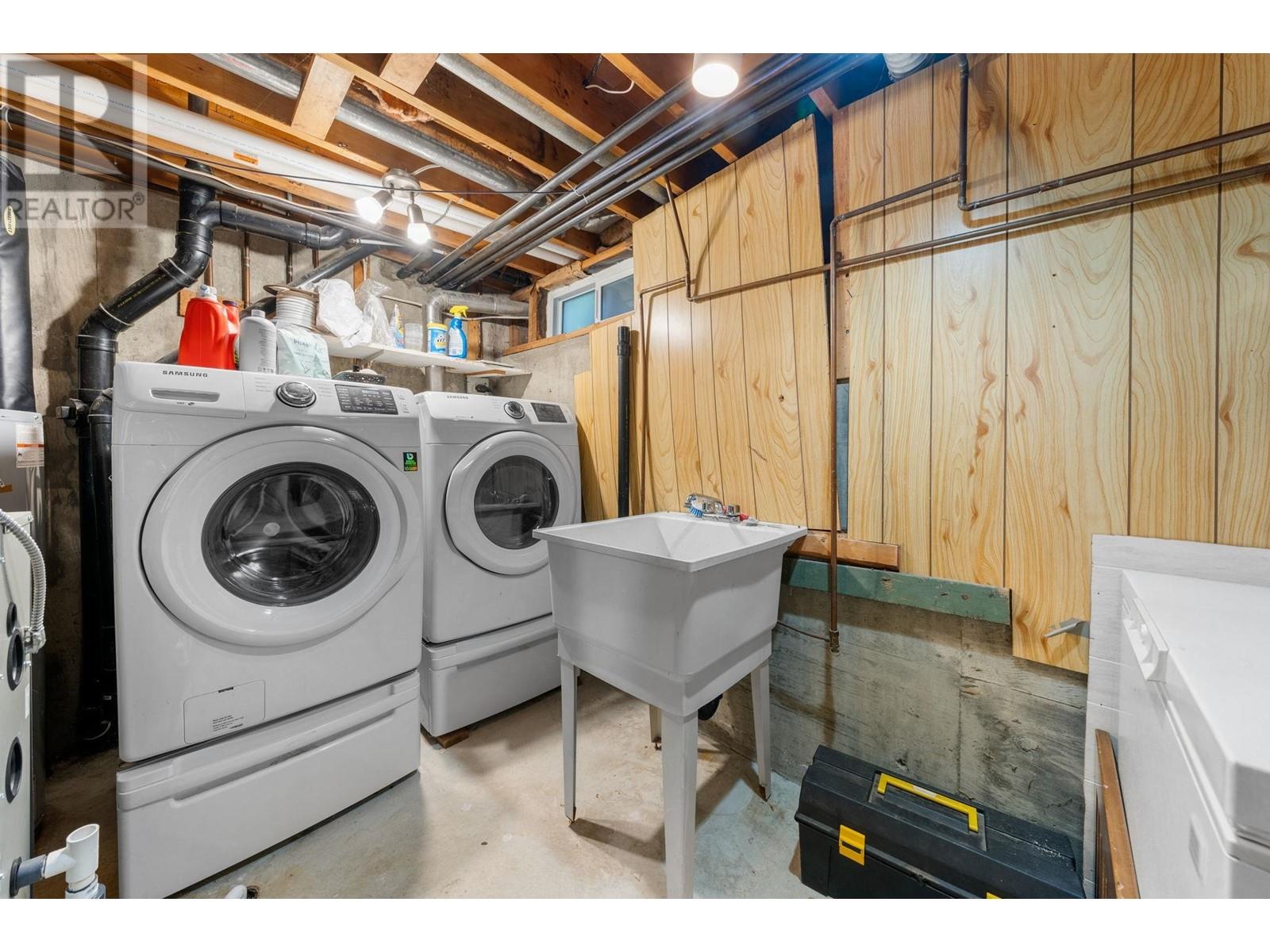 2393 Mountain Highway, North Vancouver, British Columbia  V7J 2N2 - Photo 35 - R3009765