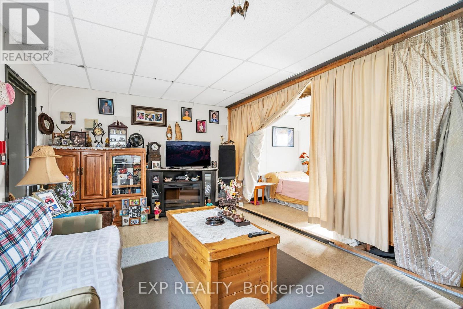 70 Redcap Beach Lane, Kawartha Lakes (Kirkfield), Ontario  K0M 2B0 - Photo 10 - X12189754