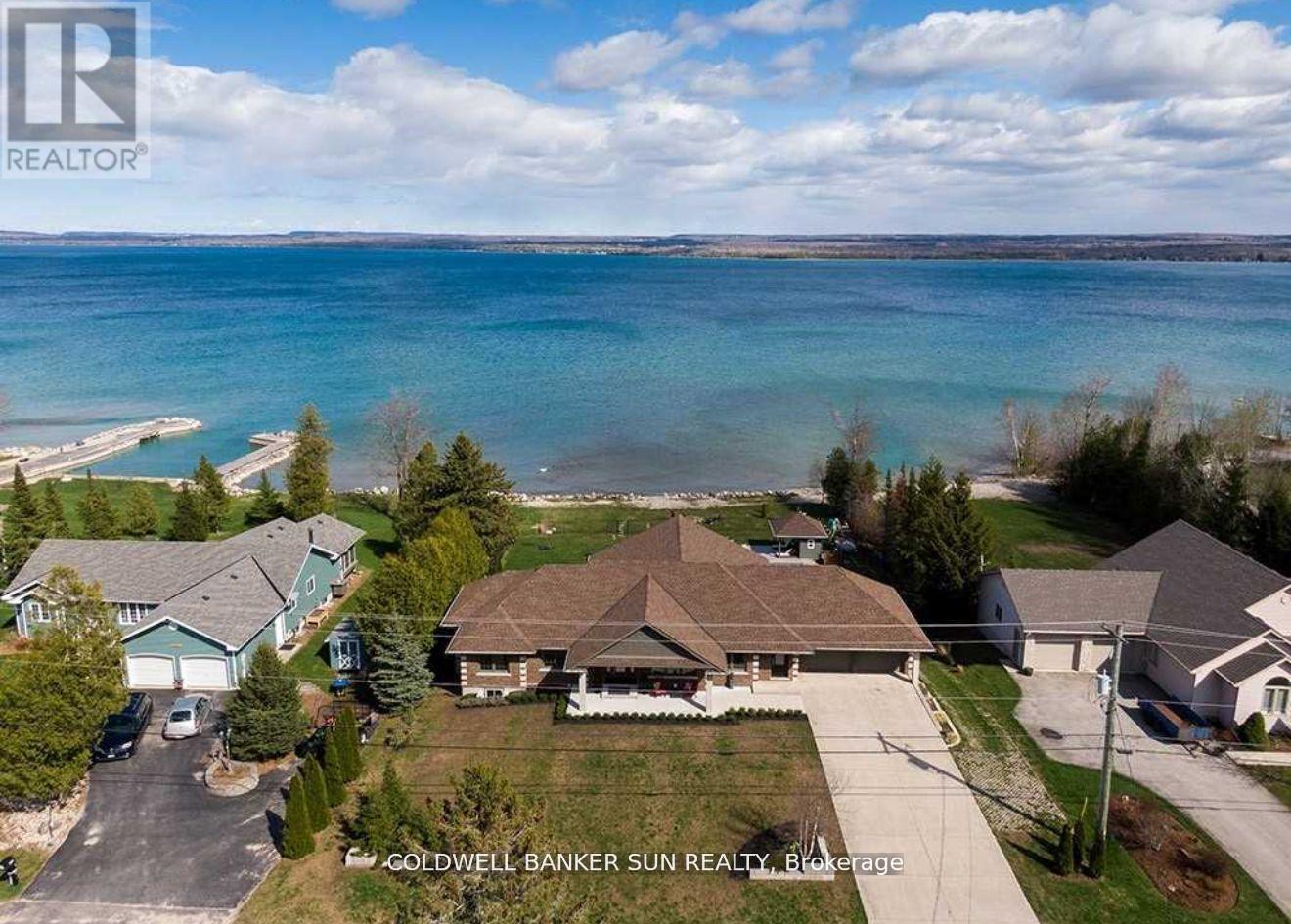 197 BALMY BEACH ROAD, Georgian Bluffs, Ontario