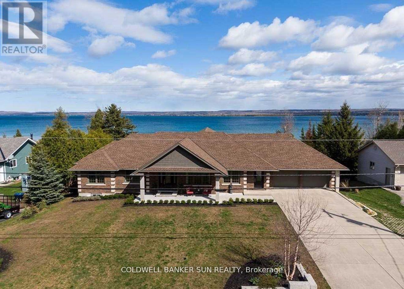 197 Balmy Beach Road, Georgian Bluffs, Ontario  N4K 5N4 - Photo 42 - X12189767
