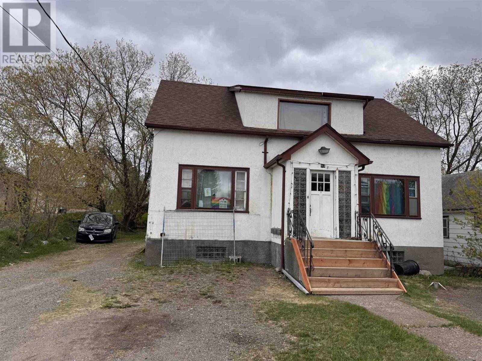 93 Empress Ave. S., thunder bay, Ontario