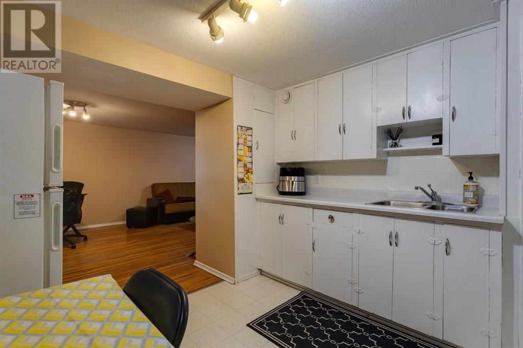 2009 22 Avenue Nw, Calgary, Alberta  T2M 1S1 - Photo 25 - A2225914