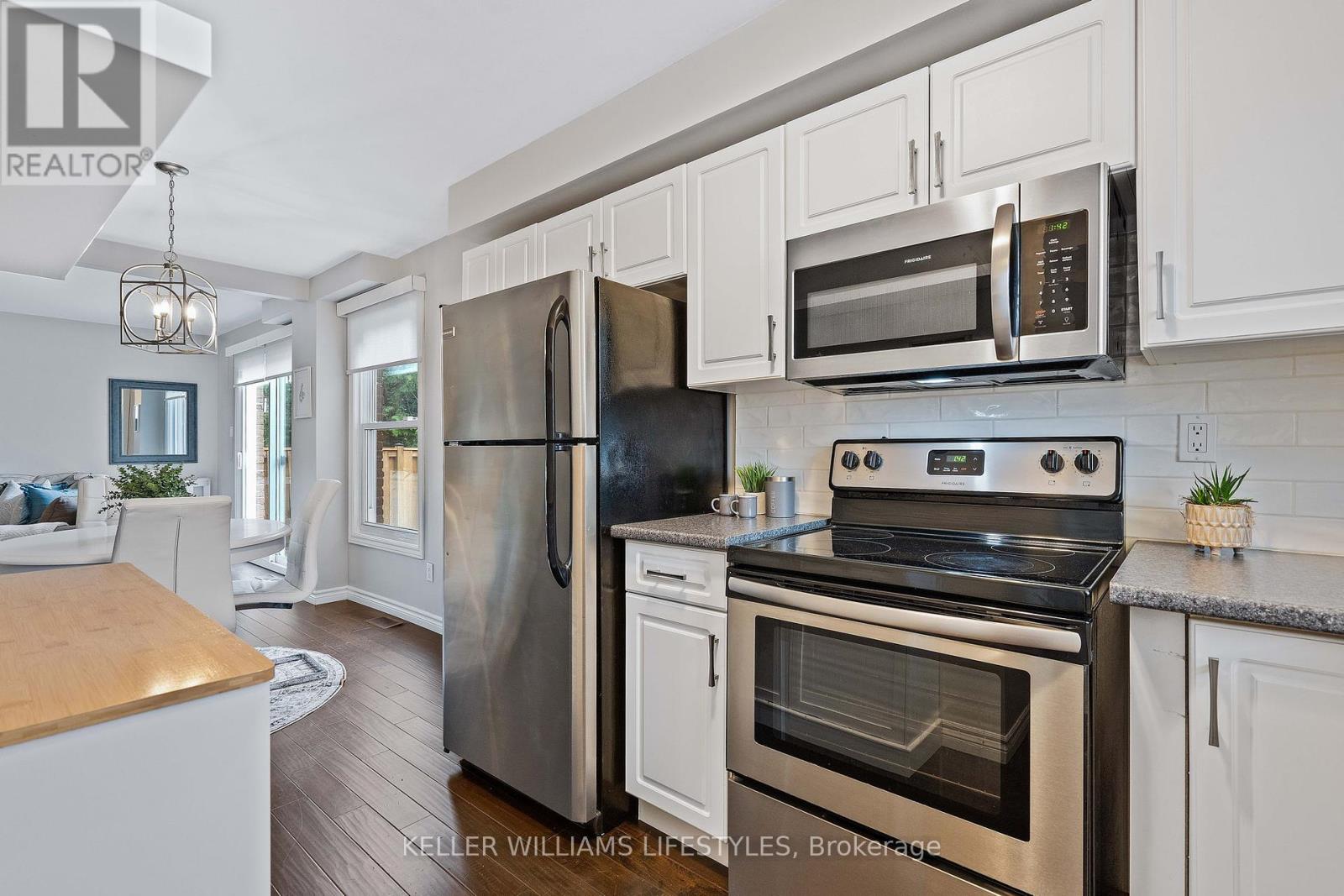100 - 230 Clarke Road, London East, Ontario  N5W 5P5 - Photo 8 - X12149508