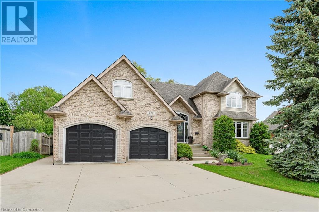 Property at 18 WEBERLYN Crescent image 2