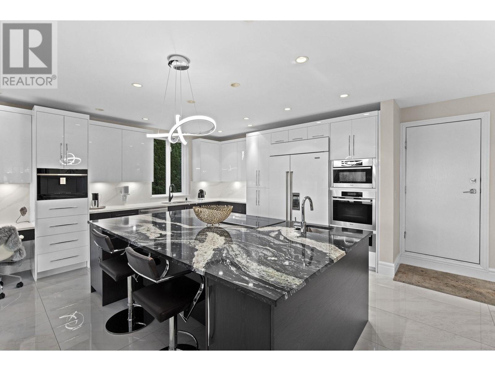 1130 Eyremount Drive, West Vancouver, British Columbia  V7S 2C5 - Photo 10 - R3009753
