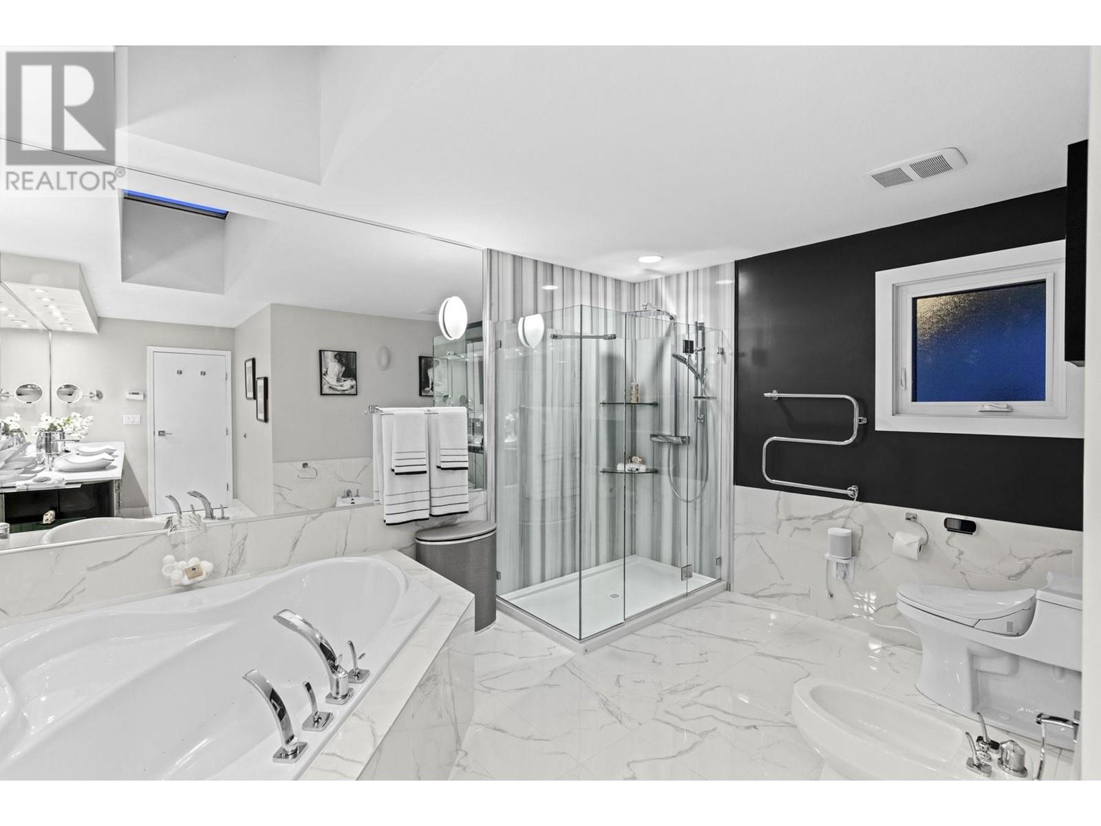 1130 Eyremount Drive, West Vancouver, British Columbia  V7S 2C5 - Photo 19 - R3009753
