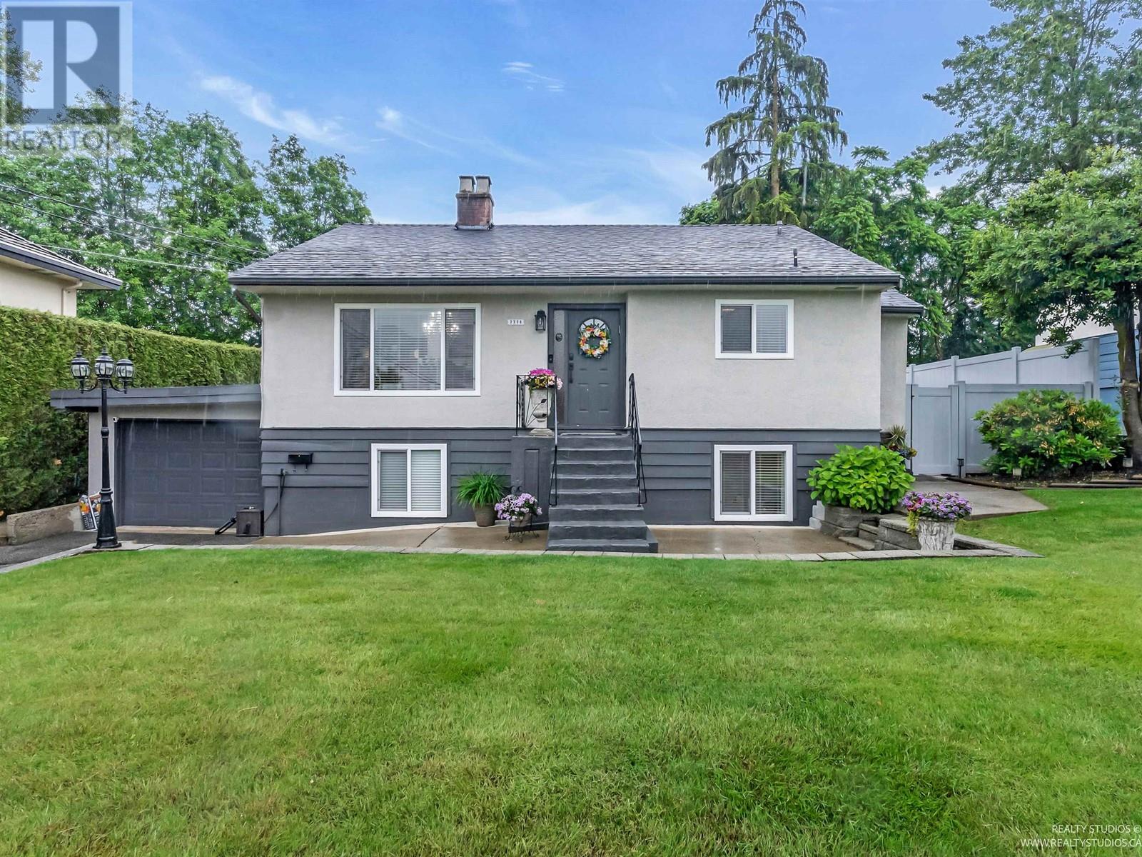 7774 BERKLEY STREET, Burnaby, British Columbia