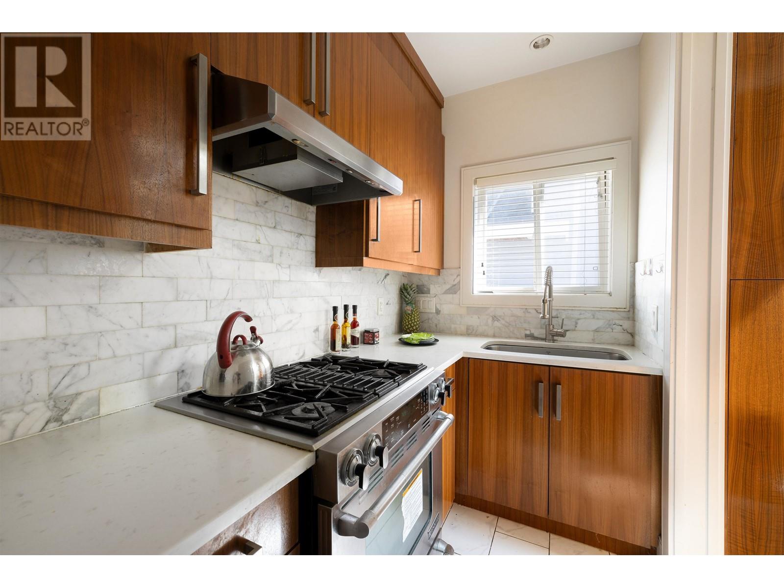 1450 Fulton Avenue, West Vancouver, British Columbia  V7T 1P1 - Photo 7 - R3009815