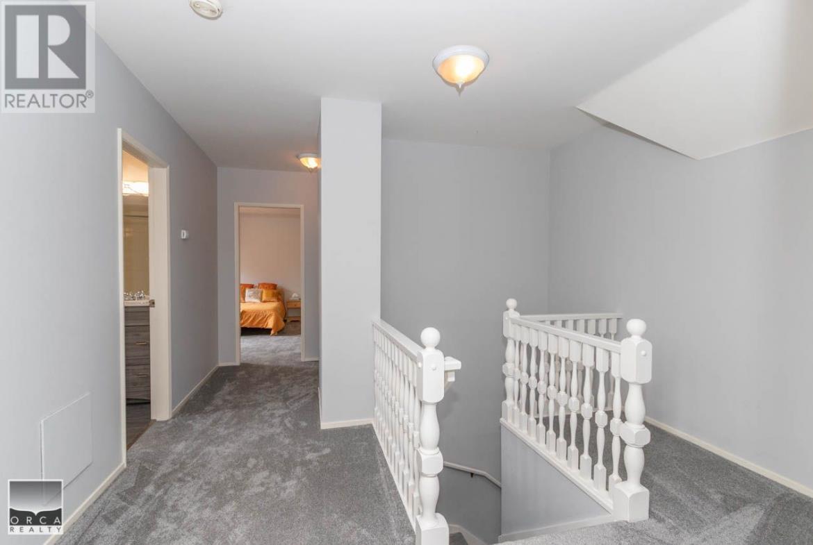 Main House 5750 Malvern Avenue, Burnaby, British Columbia  V5E 3E4 - Photo 12 - R3009752