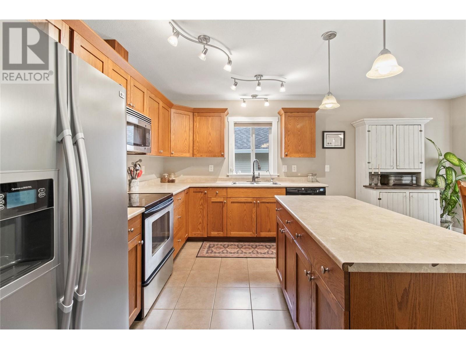 801 20 Street Ne Unit# 36, Salmon Arm, British Columbia  V1E 2R7 - Photo 13 - 10350013