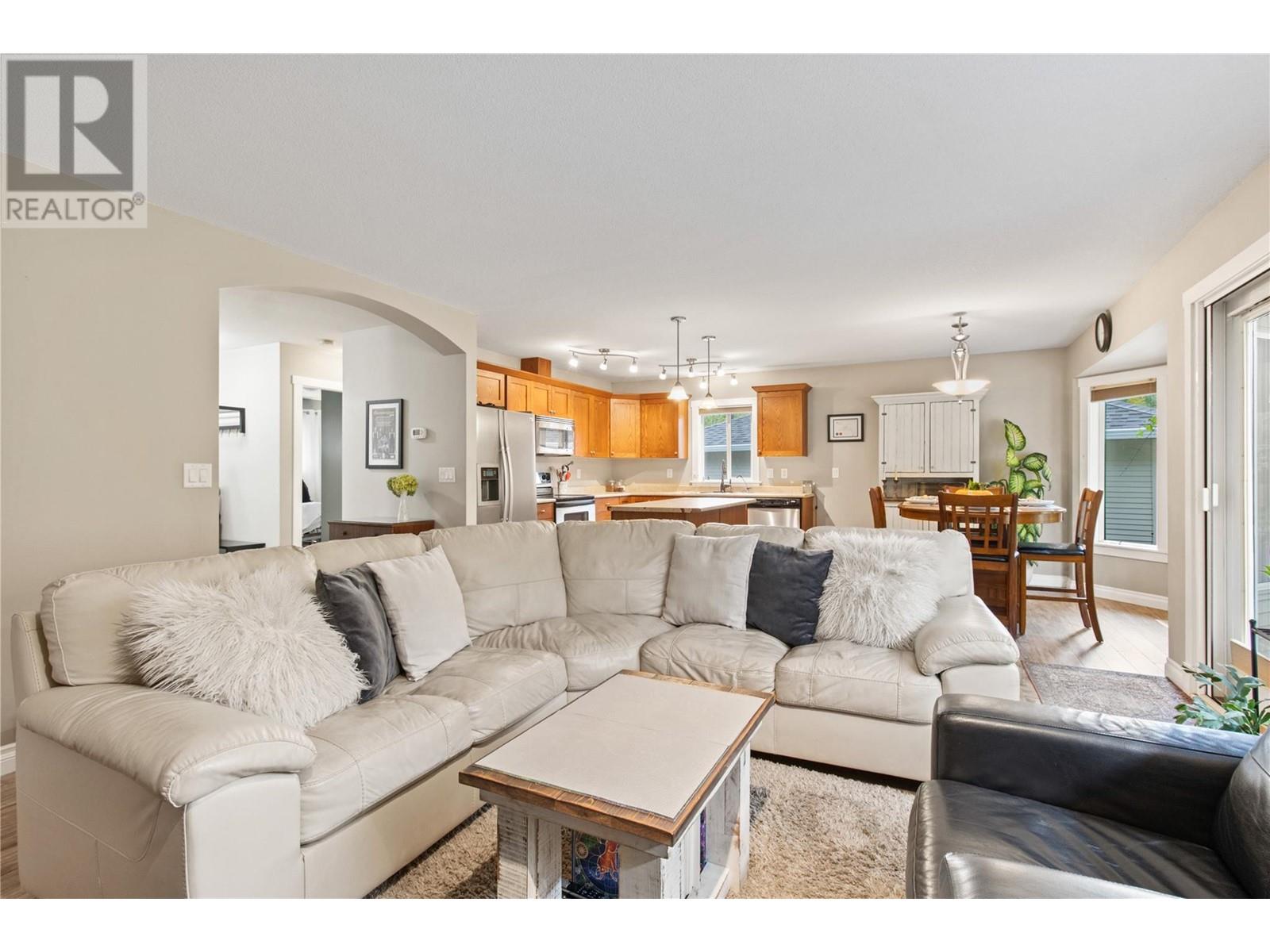 801 20 Street Ne Unit# 36, Salmon Arm, British Columbia  V1E 2R7 - Photo 14 - 10350013