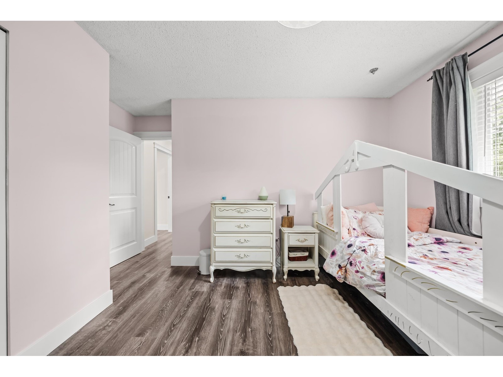 18296 59a Avenue, Surrey, British Columbia  V3S 5M5 - Photo 14 - R3009786