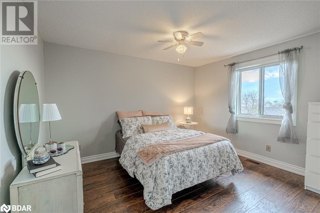 105 Broadview Avenue, Whitby, Ontario  L1N 2G6 - Photo 13 - 40729616