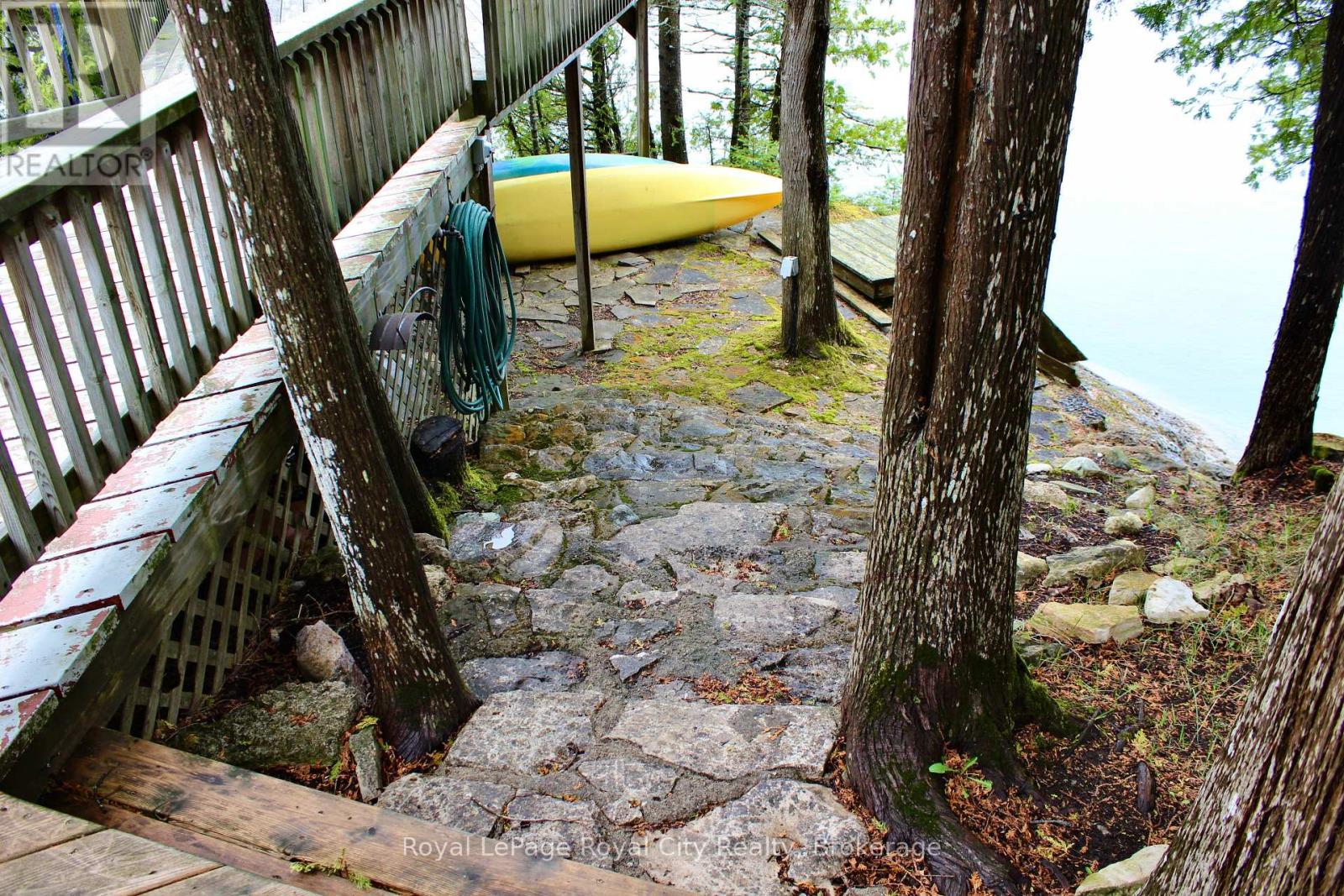 120 Big Tub Road, Northern Bruce Peninsula, Ontario  N0H 2R0 - Photo 16 - X12189847