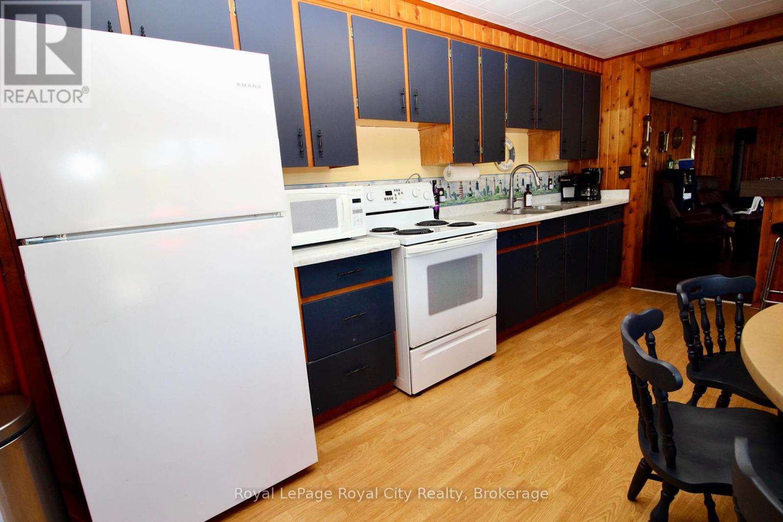 120 Big Tub Road, Northern Bruce Peninsula, Ontario  N0H 2R0 - Photo 24 - X12189847