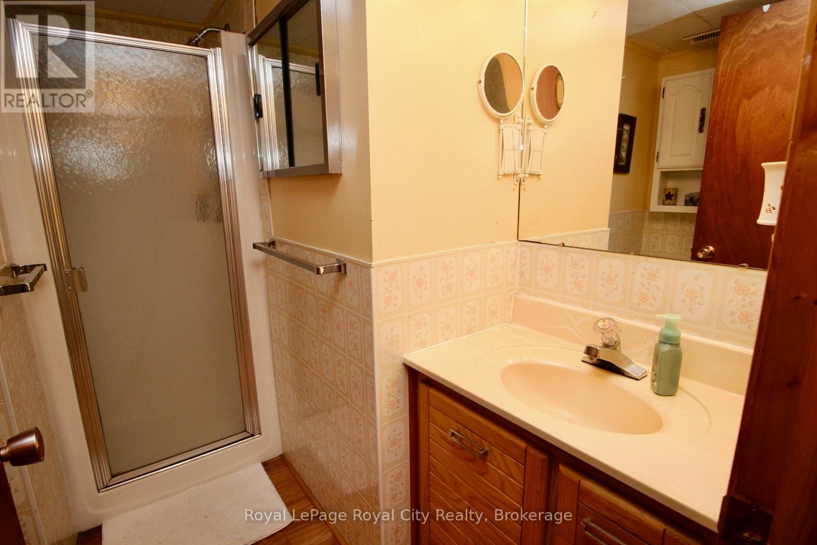 120 Big Tub Road, Northern Bruce Peninsula, Ontario  N0H 2R0 - Photo 35 - X12189847