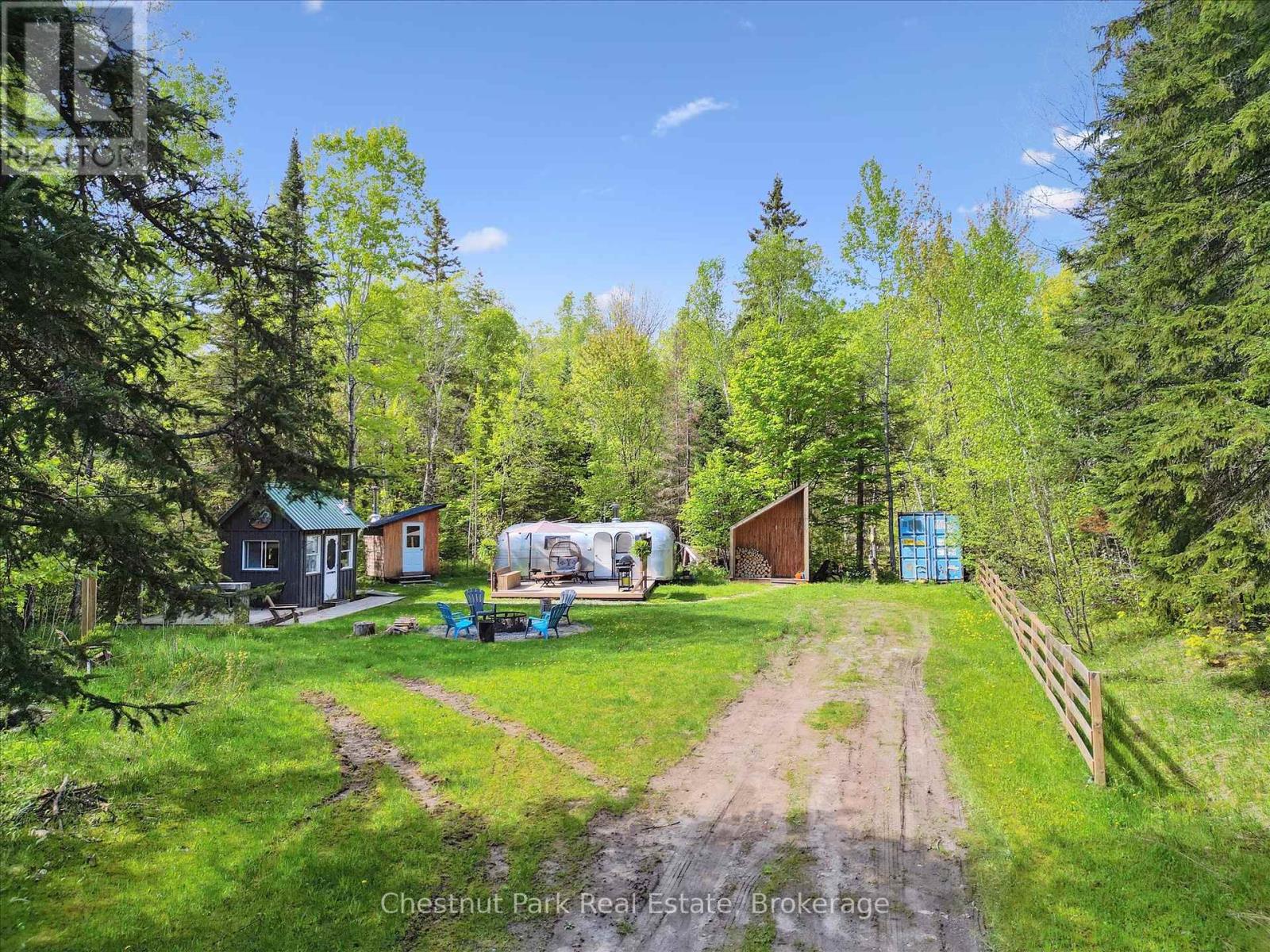 216 Blackwater Lake Road, Seguin, Ontario  P2A 0B6 - Photo 5 - X12189859