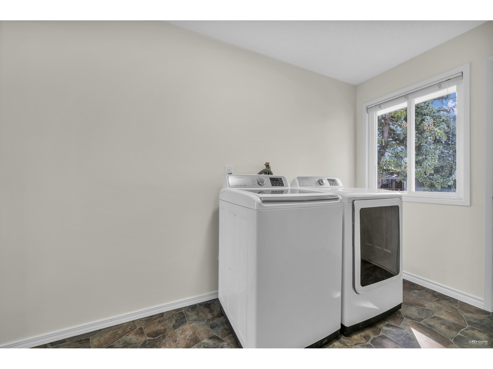 32326 Alpine Avenue, Abbotsford, British Columbia  V2T 1H3 - Photo 13 - R3009861