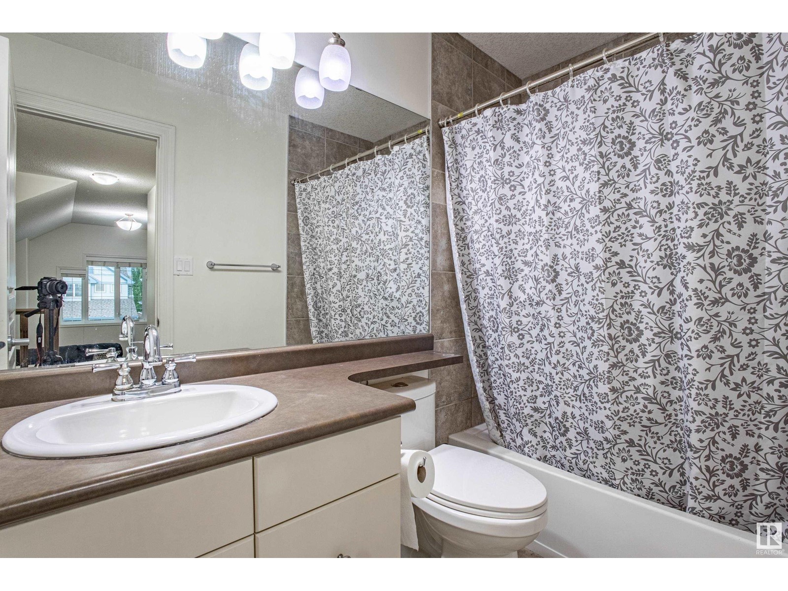6735 19 Av Sw, Edmonton, Alberta  T6X 0L8 - Photo 27 - E4439916