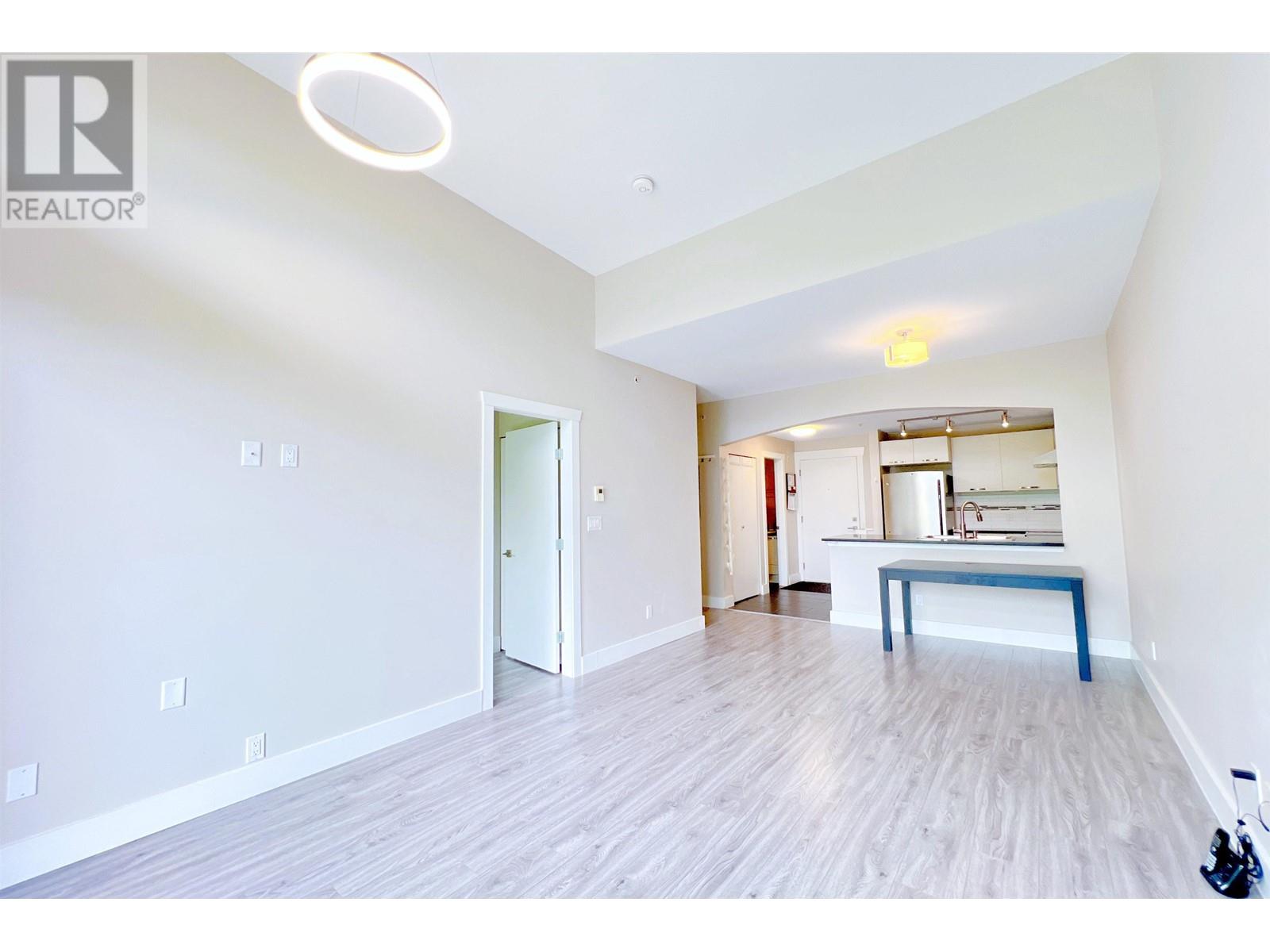 405 7488 Byrnepark Walk, Burnaby, British Columbia  V3N 0B6 - Photo 7 - R2997920