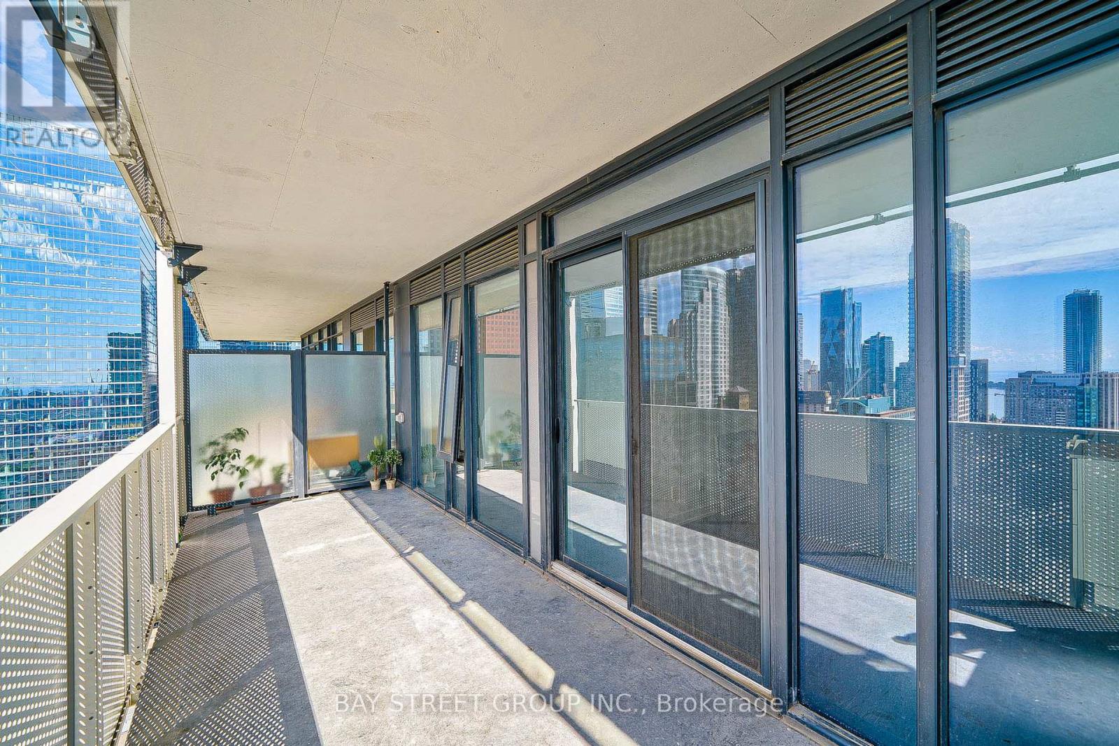 3204 - 25 Richmond Street E, Toronto, Ontario  M5C 1N7 - Photo 31 - C12186381