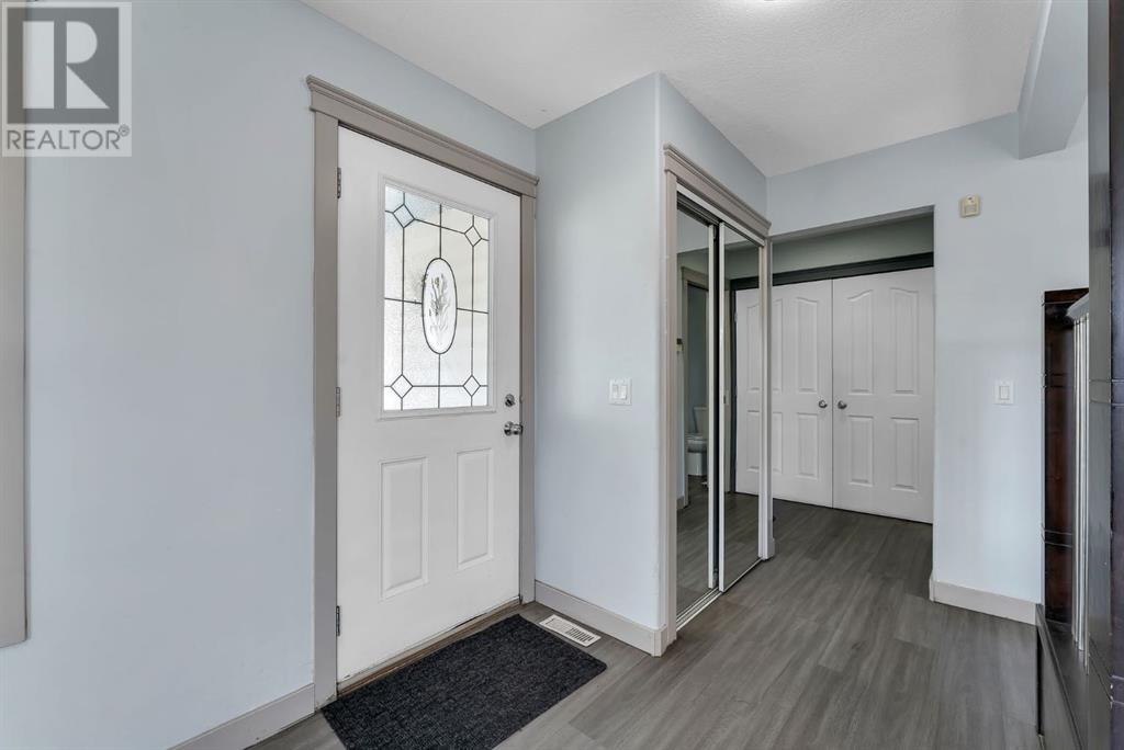 81 San Diego Crescent Ne, Calgary, Alberta  T1Y 7C3 - Photo 5 - A2224991