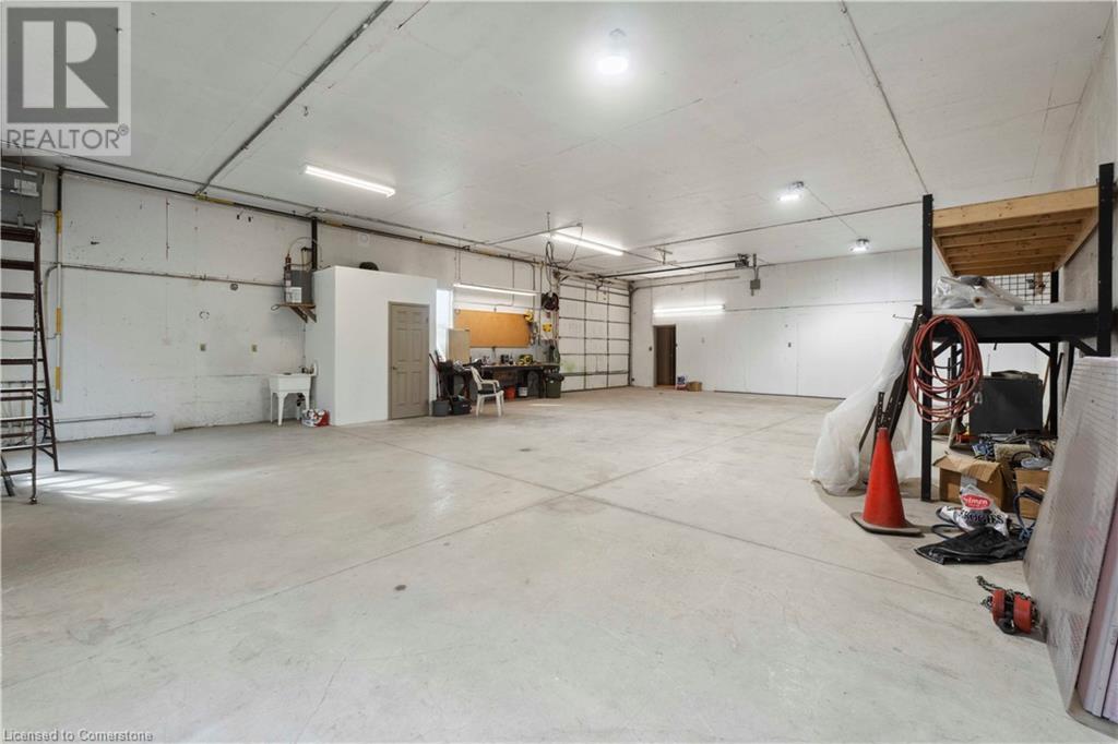 Property at 5329 KING Street image 5