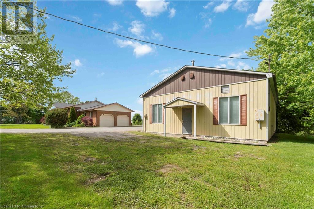 Property at 5329 KING Street image 4