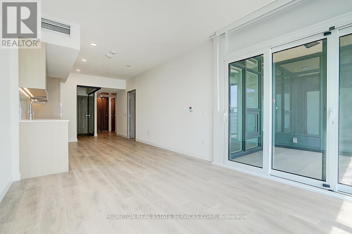 716 - 1 Concord Cityplace Way, Toronto, Ontario  M5V 0X3 - Photo 20 - C12183206