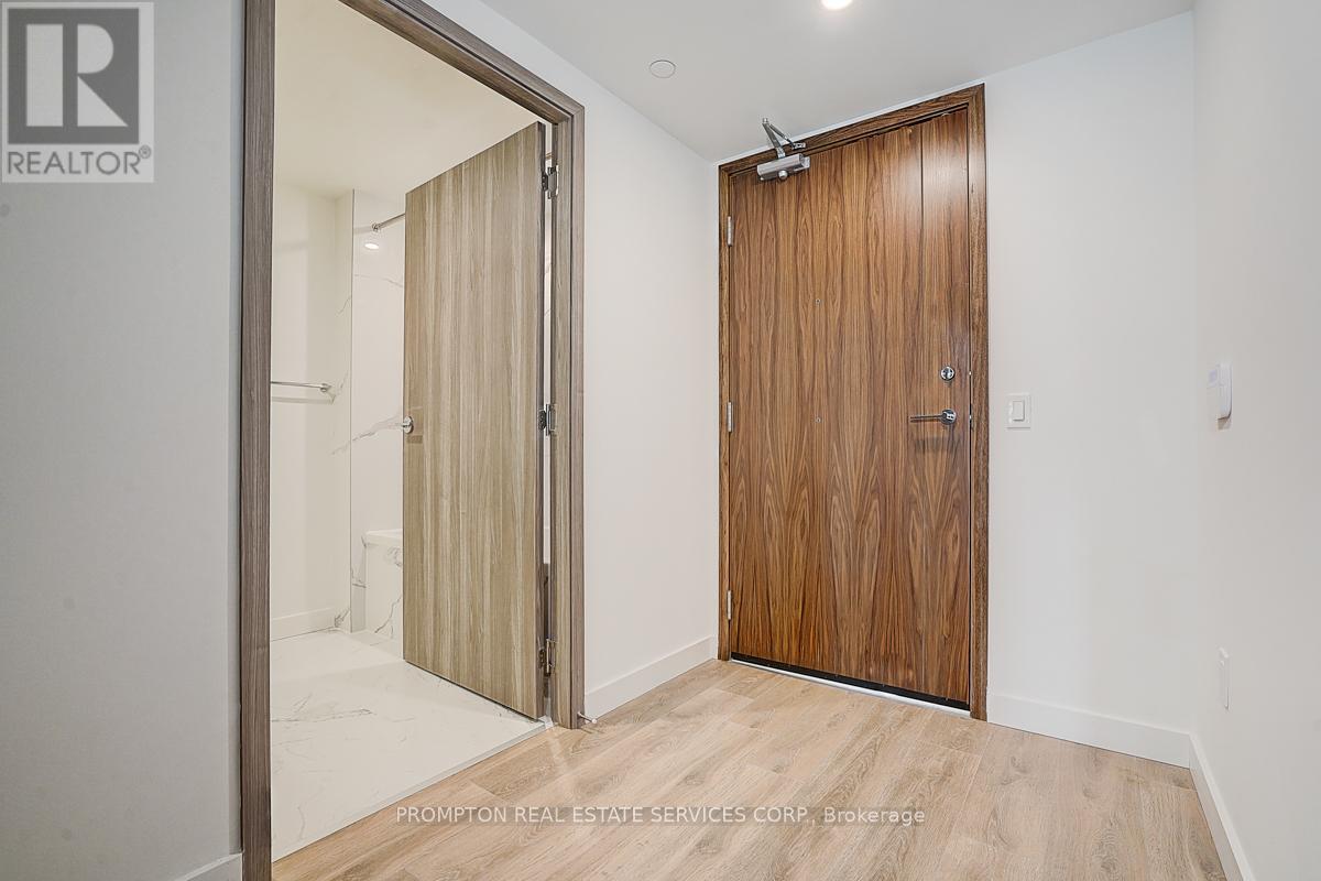 1028 - 3 Concord Cityplace Way, Toronto, Ontario  M5V 0X3 - Photo 12 - C12185873