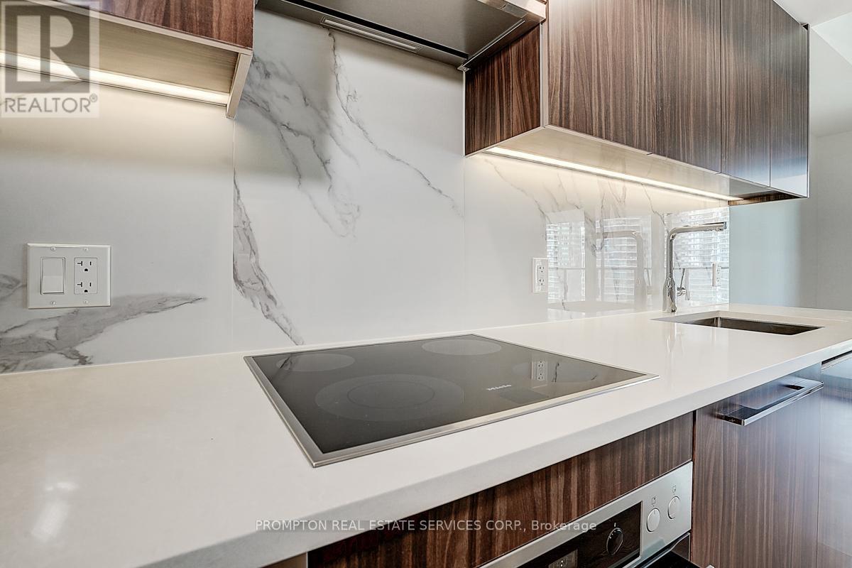 1028 - 3 Concord Cityplace Way, Toronto, Ontario  M5V 0X3 - Photo 29 - C12185873