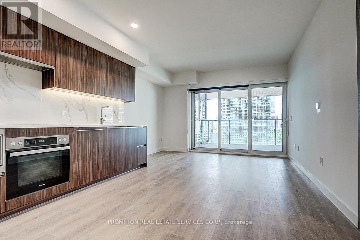 1028 - 3 Concord Cityplace Way, Toronto, Ontario  M5V 0X3 - Photo 33 - C12185873