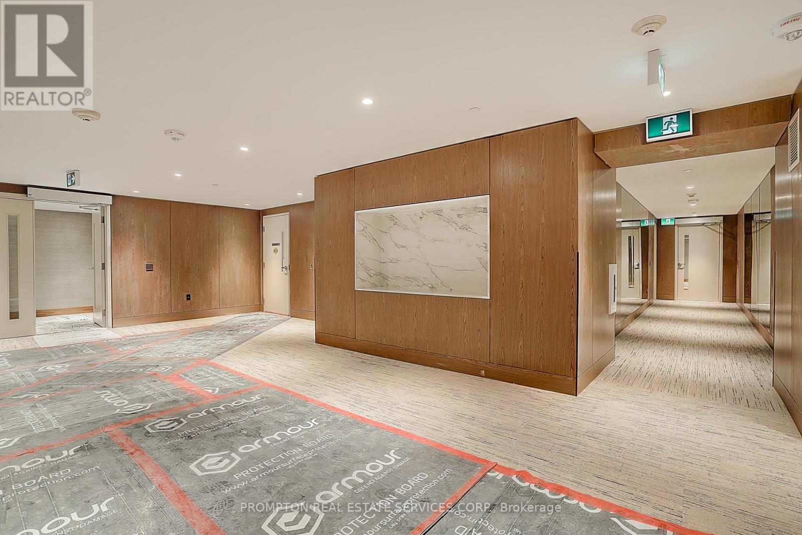929 - 3 Concord Cityplace Way, Toronto, Ontario  M5V 0X3 - Photo 2 - C12185900