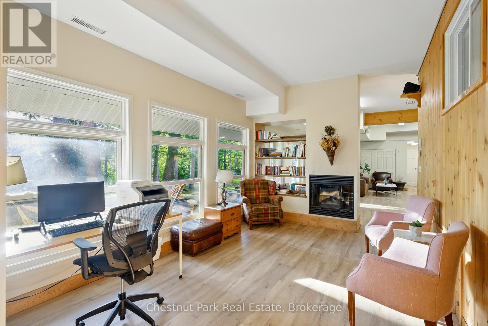 1091 Dwight Beach Road, Lake Of Bays, Ontario  P0A 1H0 - Photo 43 - X12187940