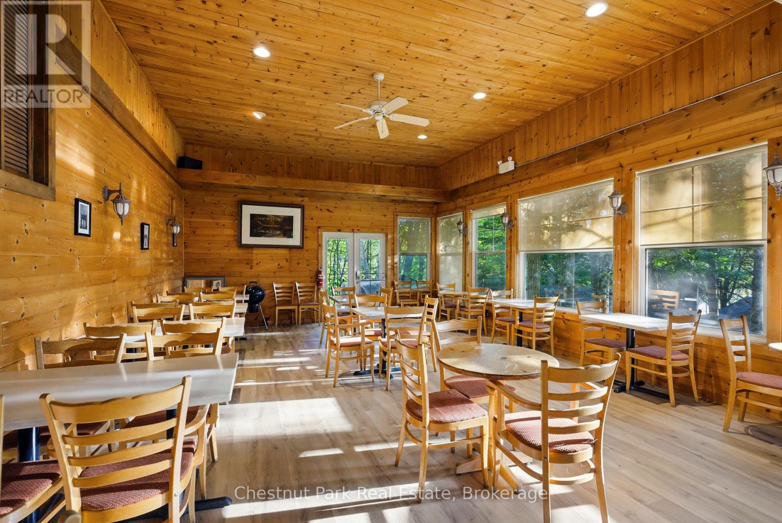 1091 Dwight Beach Road, Lake Of Bays, Ontario  P0A 1H0 - Photo 45 - X12187940