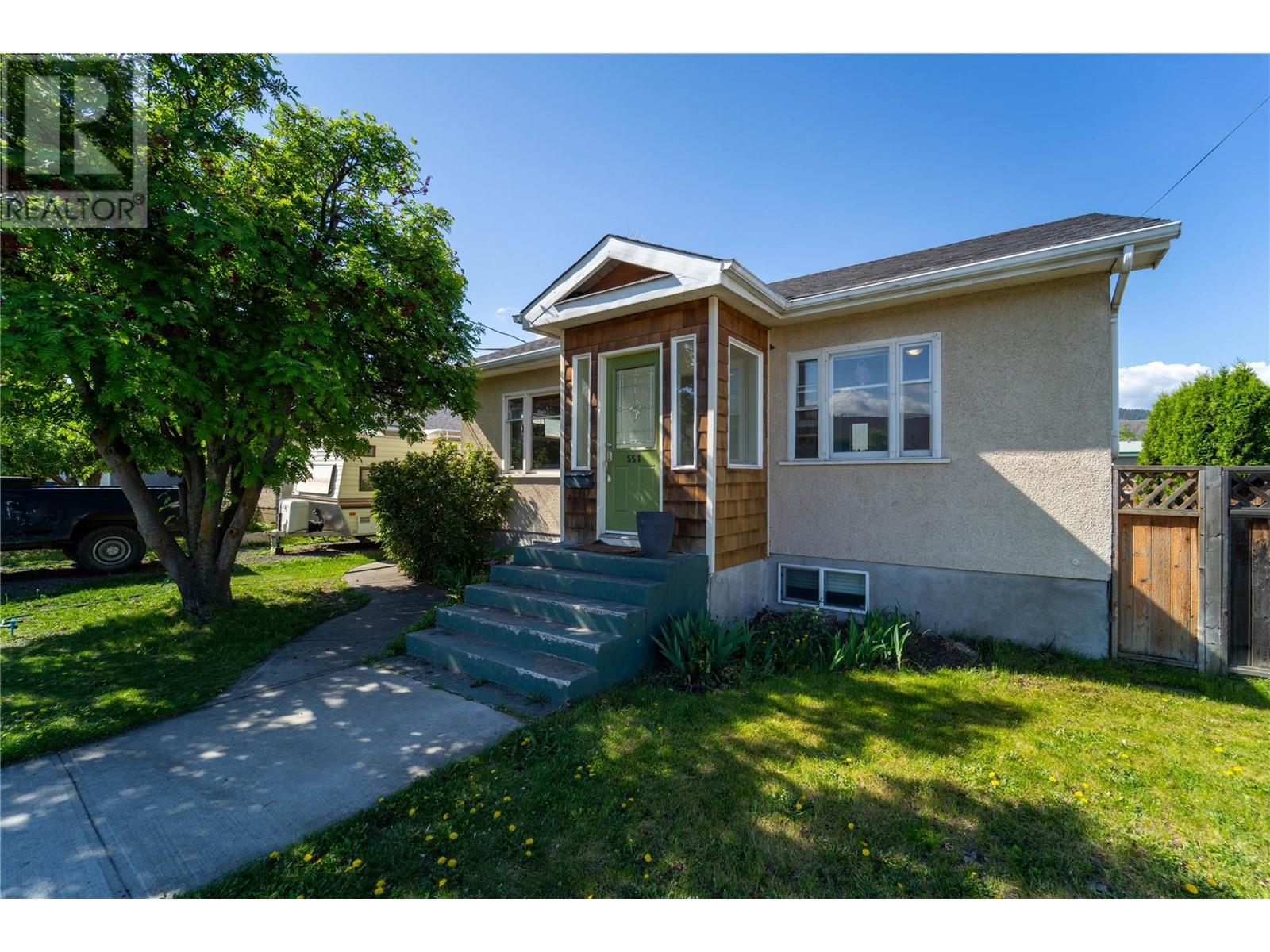 Property at 551 LINDEN Avenue image 2