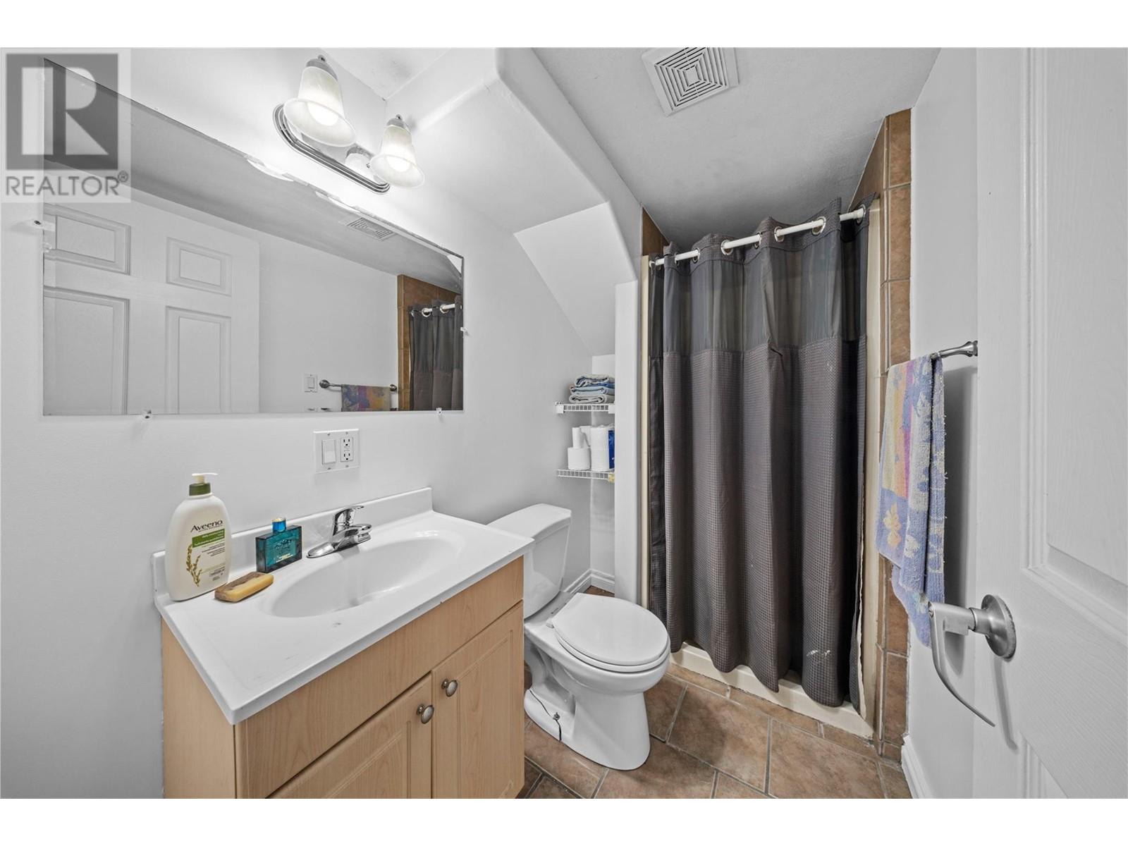 551 LINDEN Avenue, Kamloops, BC V2B2N5