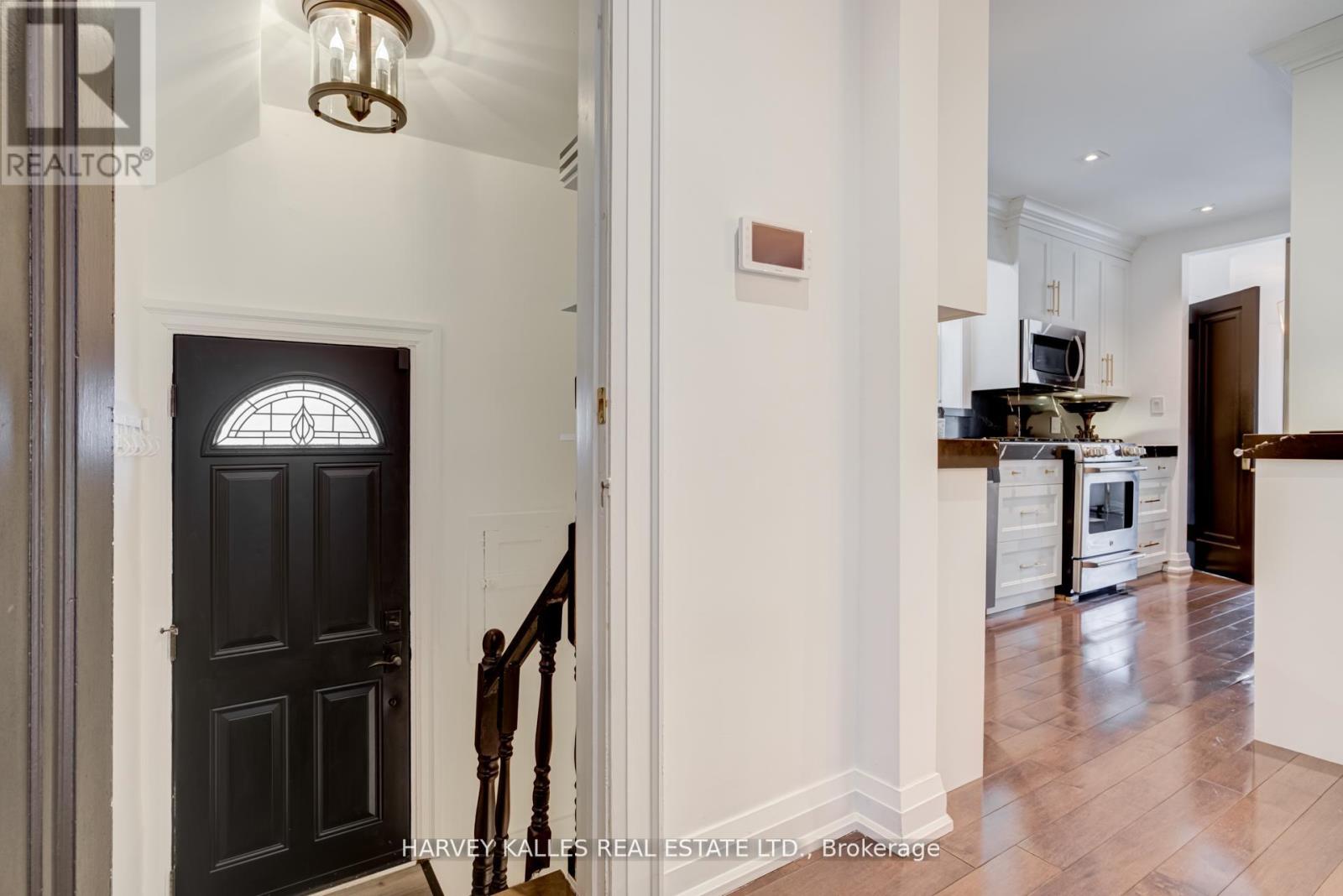 213 Brooke Avenue, Toronto, Ontario  M5M 2K7 - Photo 28 - C12189803
