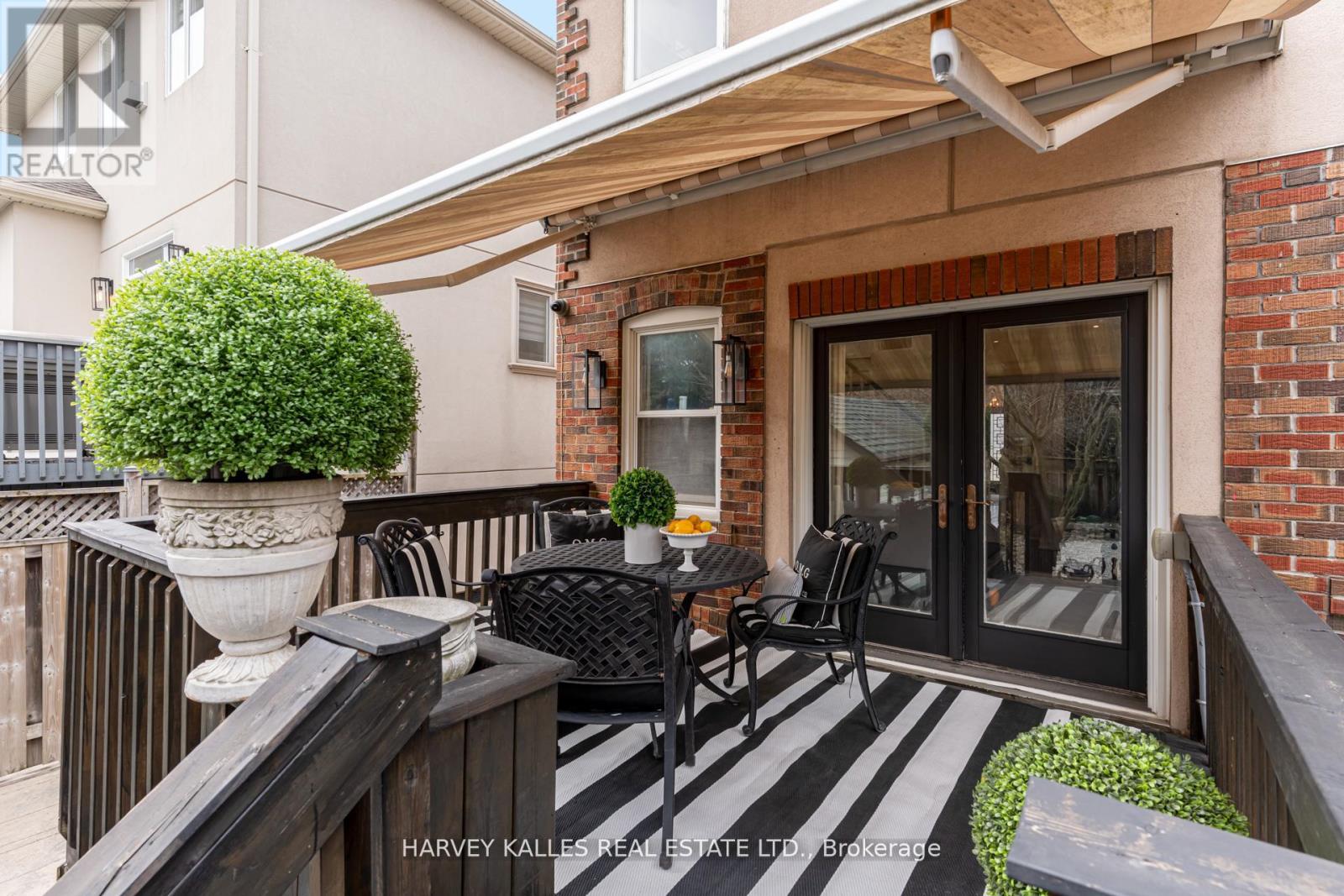 213 Brooke Avenue, Toronto, Ontario  M5M 2K7 - Photo 39 - C12189803