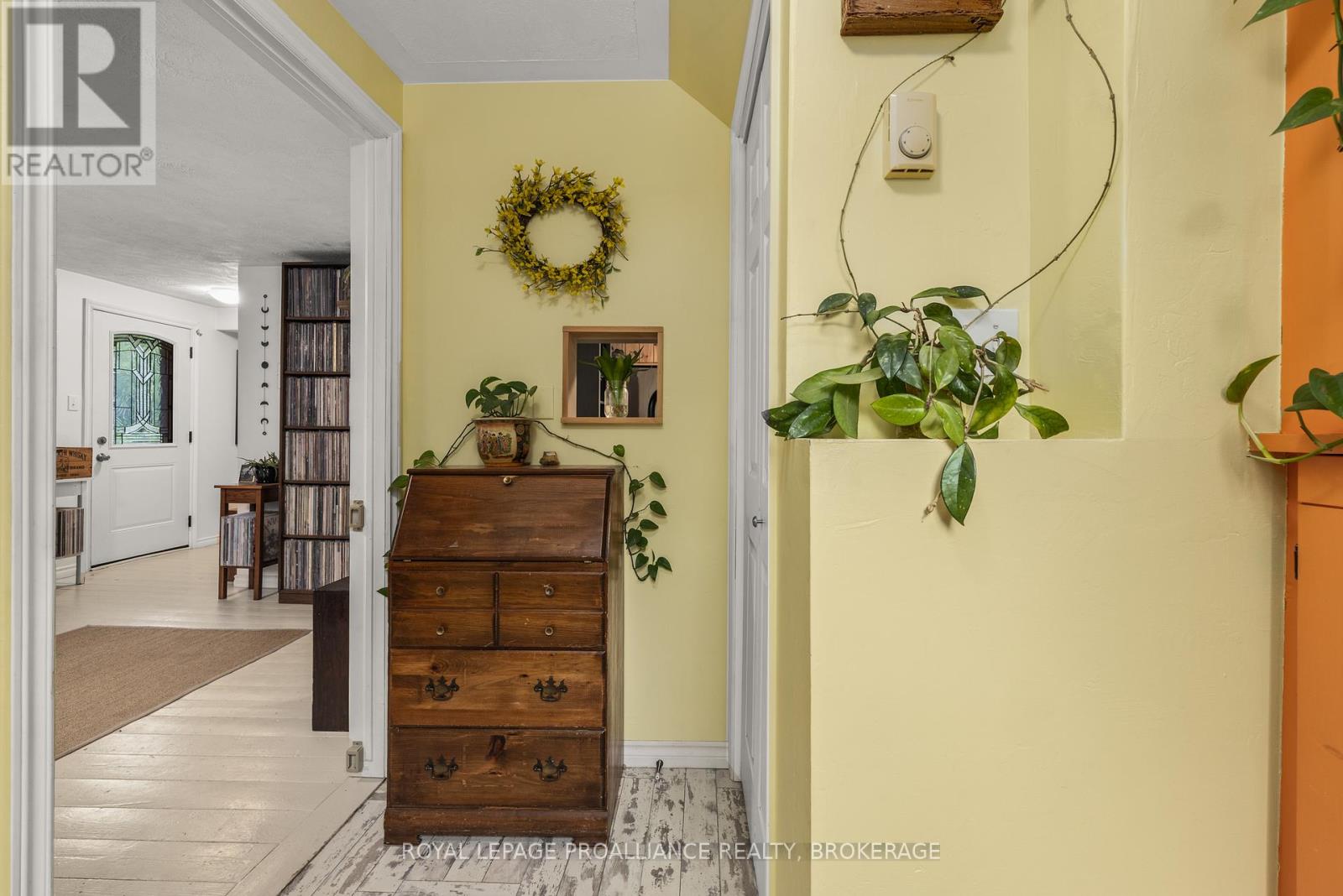 273 County Road 20, Loyalist (Lennox And Addington - South), Ontario  K0H 2H0 - Photo 6 - X12189953