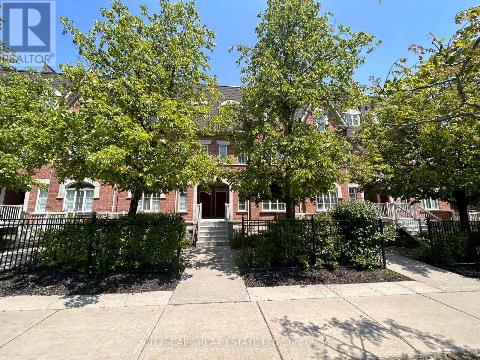 11 - 3055 Elmcreek Road, Mississauga, Ontario  L5B 4J9 - Photo 2 - W12176571
