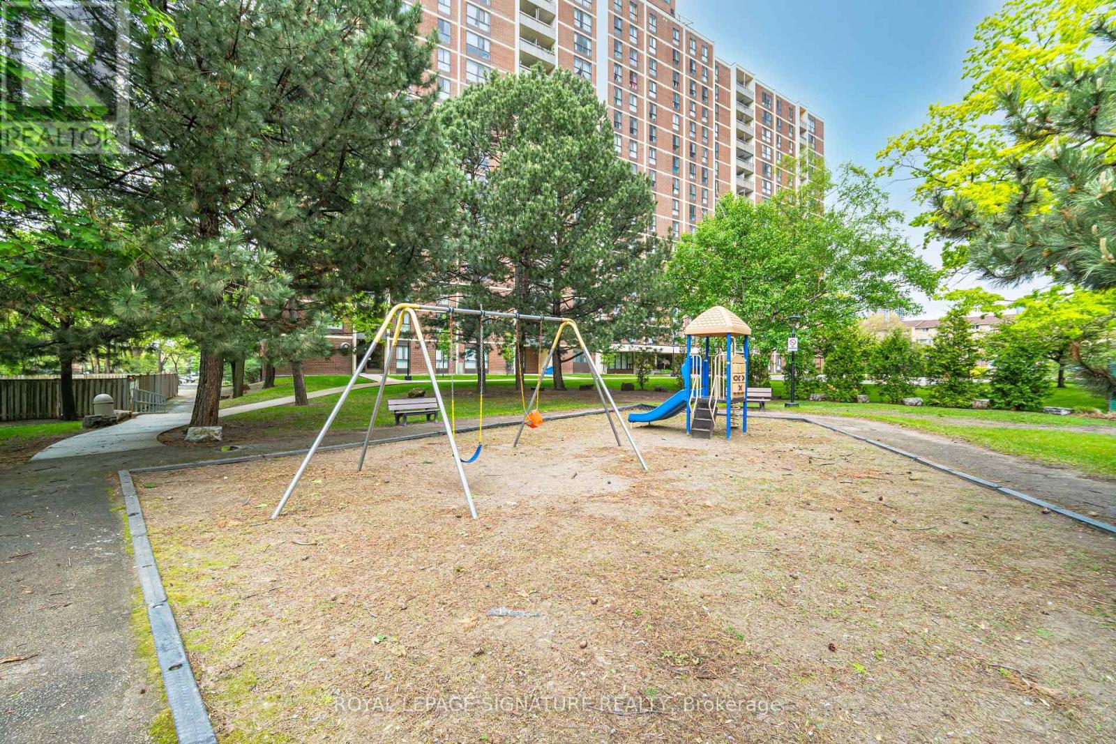 1003 - 3170 Kirwin Avenue, Mississauga, Ontario  L5A 3R1 - Photo 38 - W12185253