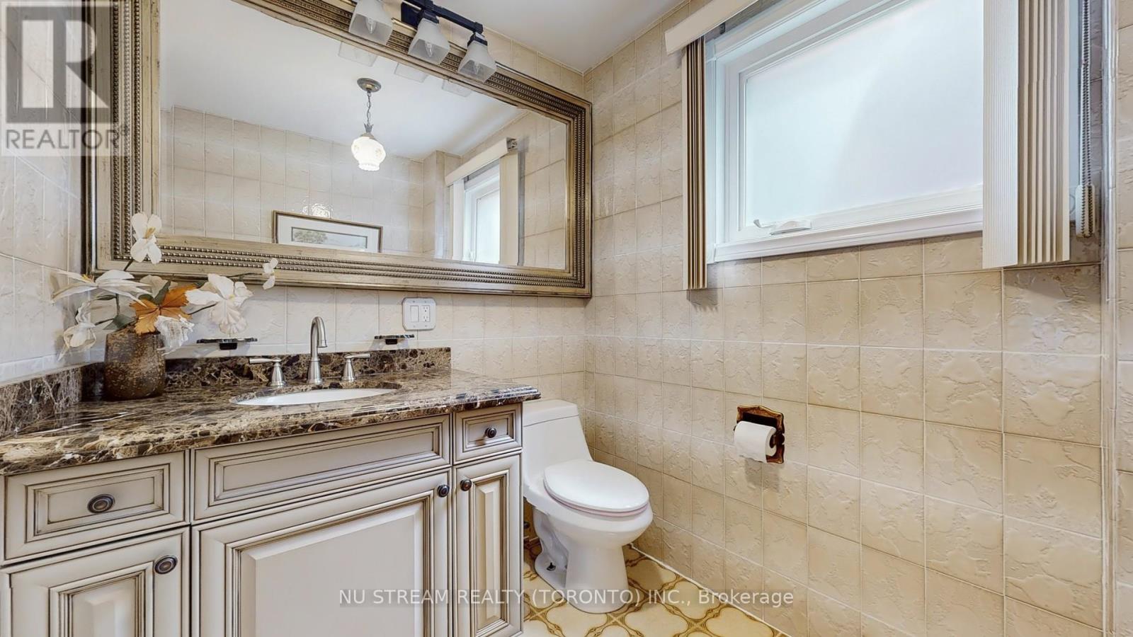 29 Elmartin Drive, Toronto, Ontario  M1W 3C6 - Photo 17 - E12189850