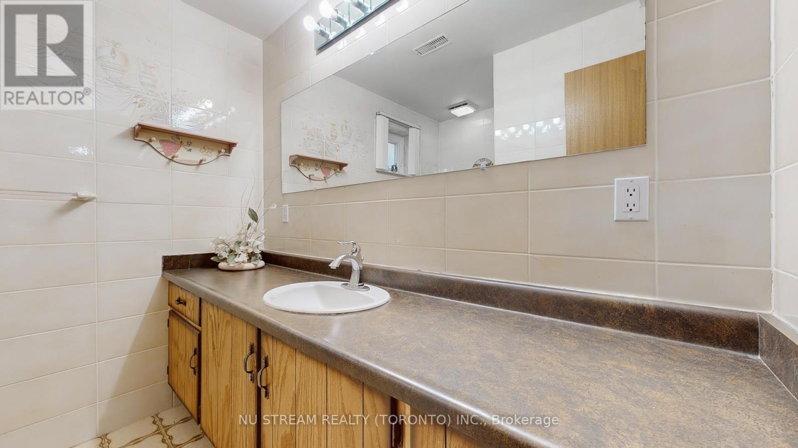 29 Elmartin Drive, Toronto, Ontario  M1W 3C6 - Photo 43 - E12189850