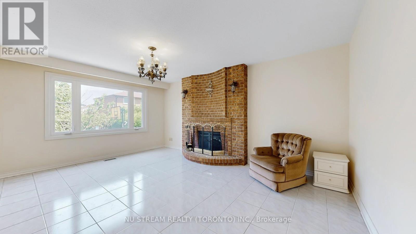 29 Elmartin Drive, Toronto, Ontario  M1W 3C6 - Photo 9 - E12189850